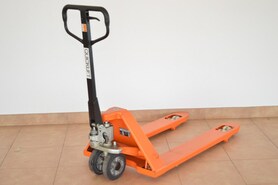 TRANSPALETA MANUAL BULLI FK230